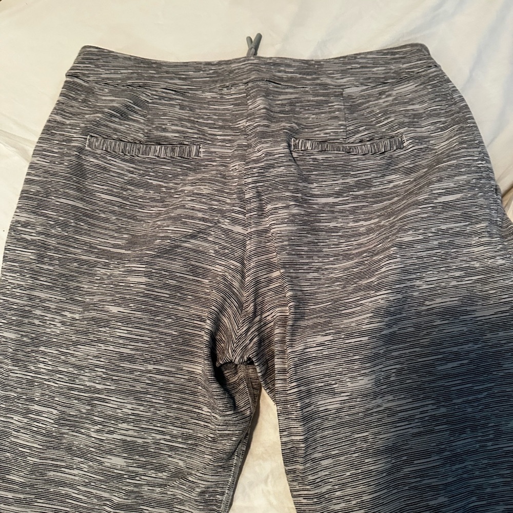 Lululemon heather gray luon jogger